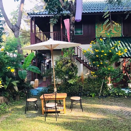 Golden Triangle Palace Hotel Chiang Rai Exterior photo