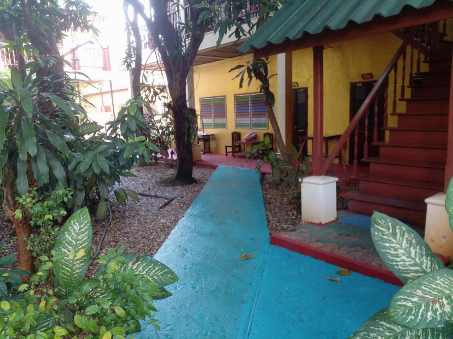 Golden Triangle Palace Hotel Chiang Rai Exterior photo
